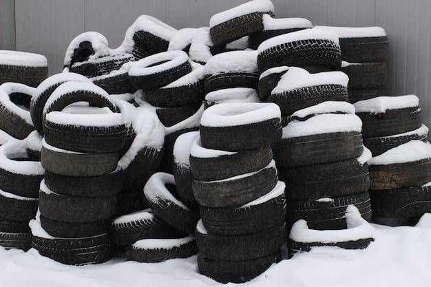 Czy zimowe opony są obowiązkowe w Polsce?