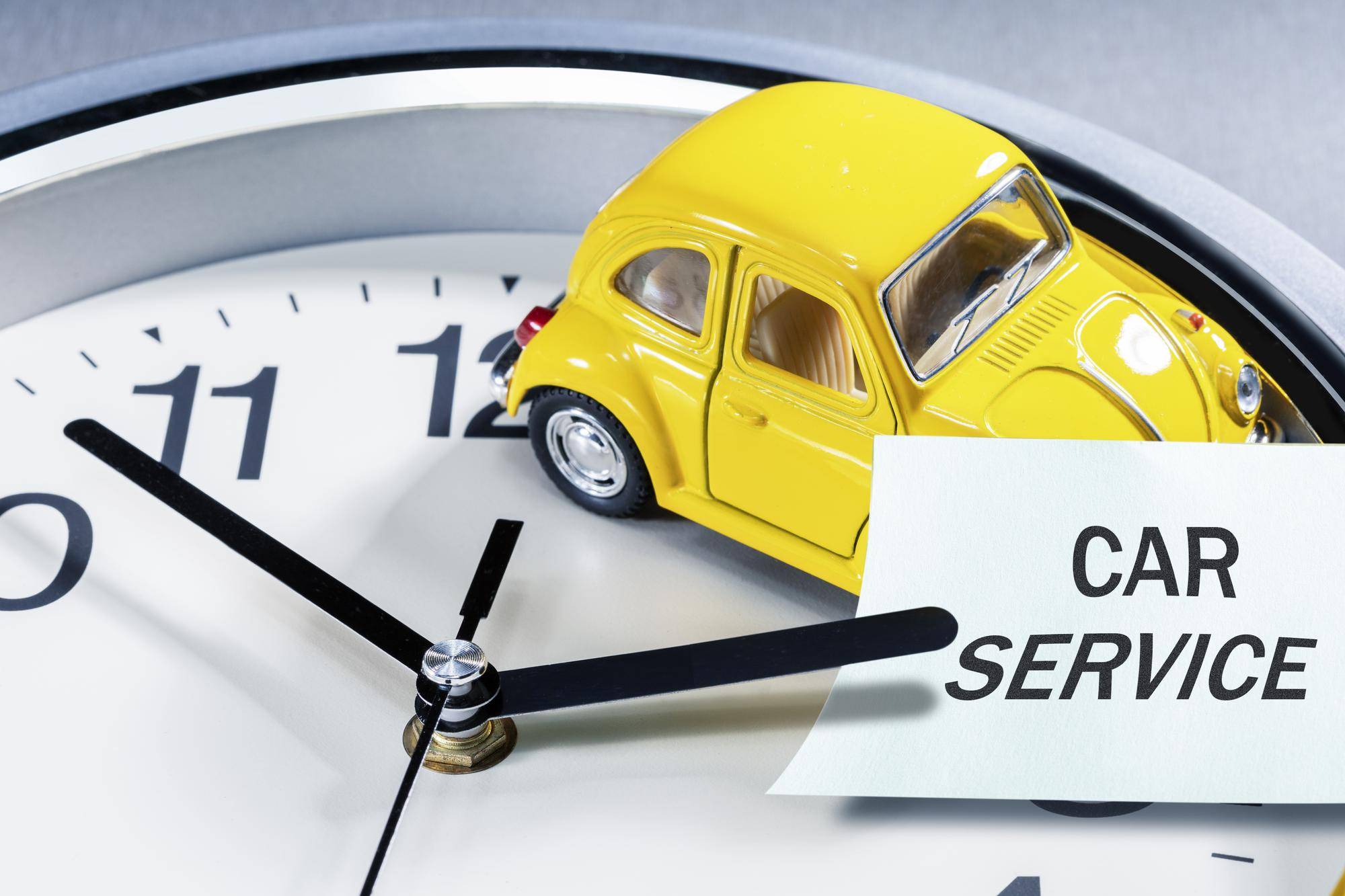 Ile kosztuje samochód na minuty i od czego zależy cena?